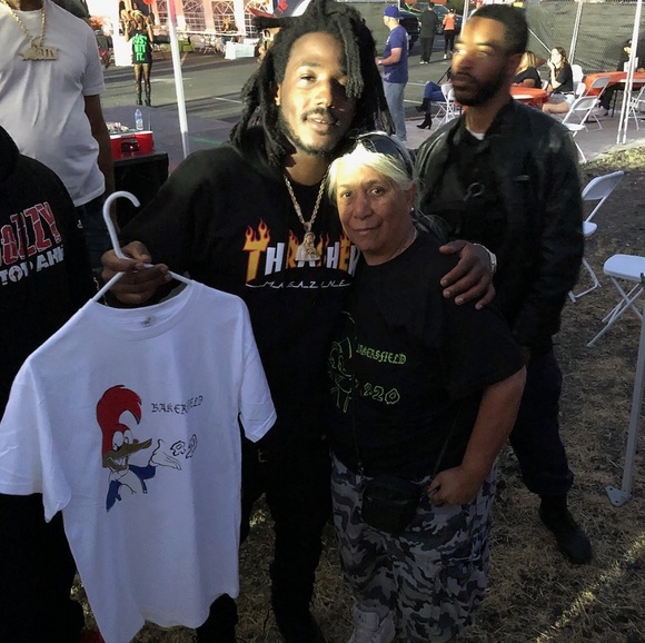 Street wear - Picture 3 of 4